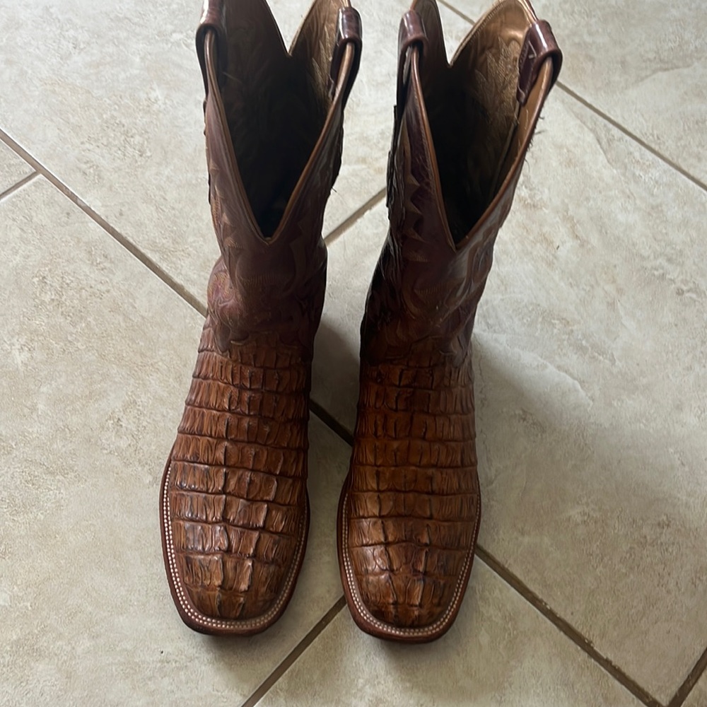 OBRO. Lucchese Hornback Tail CY7071 Mens Boots Caiman Brown Square Toe  sz 9.5 D